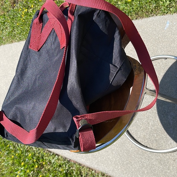 Fjallraven Kanken - Picture 5 of 9